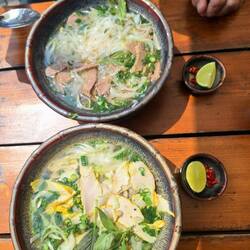 Pho Bo (Rind) und Pho Ga (Huhn) 🍜🍜
