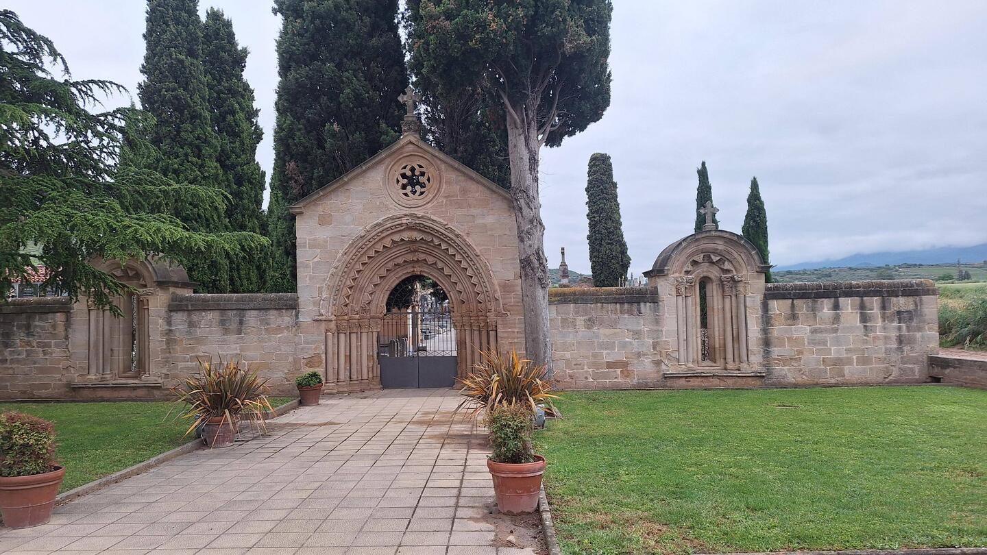 Entrance to a cemetery, just outside Navarrete