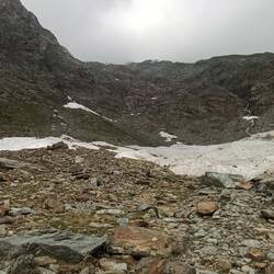 Oberhalb der Felsen beginnt bereits der Gletscher