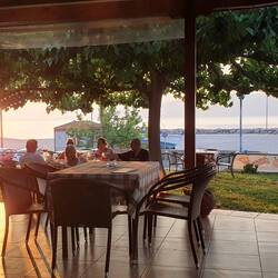 Sunset in der Taverne