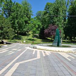 monument van de omgekomen kinderen door de oorlog 1992-1995