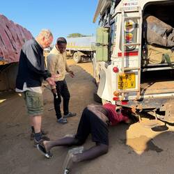 Nicht dass wir es gewollt hätten, nein, die Jungs haben sich für uns in den Dreck geschmissen!
