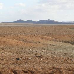 The moon plains looking towards the breakaways
