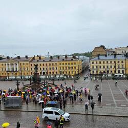 Senatsplatz mit Demo