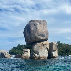 "Stak Rocks"