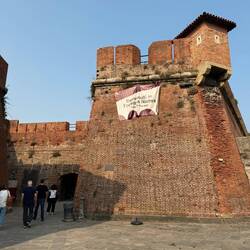 The entrance to the fort