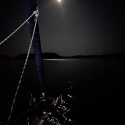 Der 98%-Mond kurz vor Mitternacht