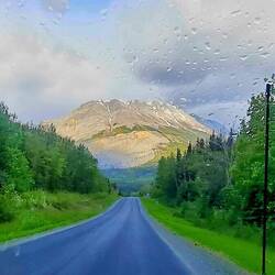 Fahrt zum Muncho Lake