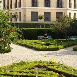 Garden in the Hotel de Sens