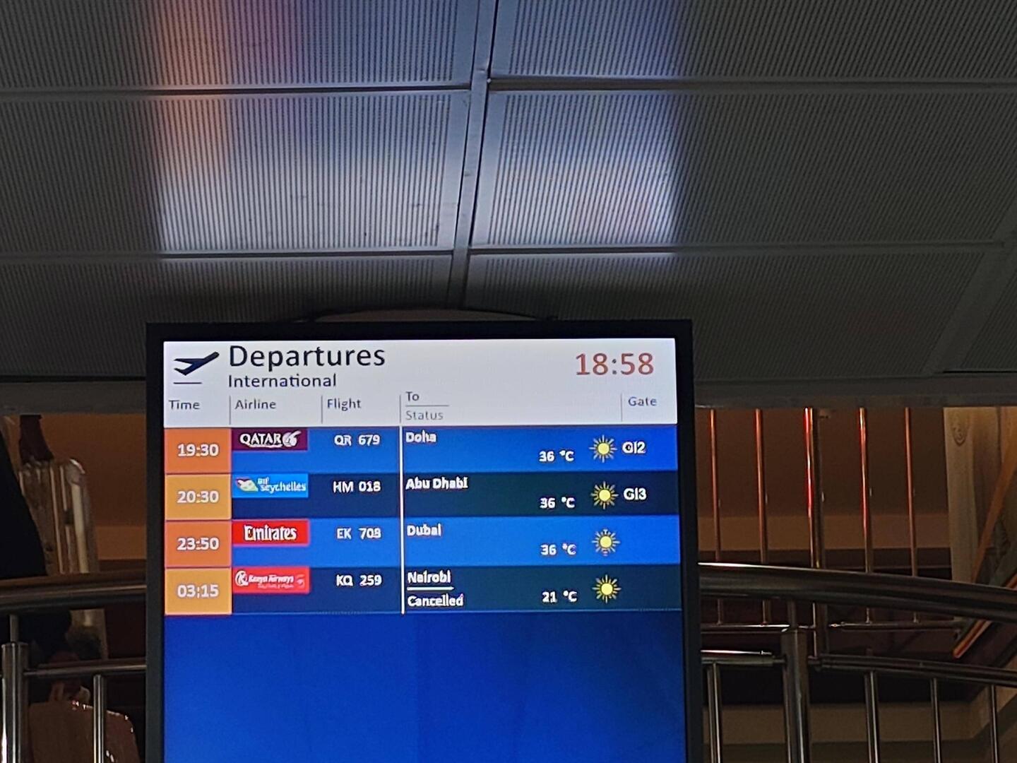 Nur wenig Flüge gehen vom Flughafen Mahe