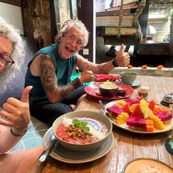 Breakfast hair standing dans un endroit merveilleux offert par Jerem et Sarah 🥰, gratis 🤪