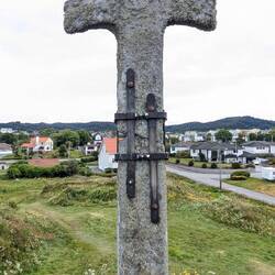 https://haugesund.nkdb.no/objekt/740107/Steinkorset_p%C3%A5_Krosshaugen