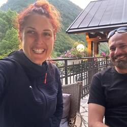 Hier sass Zisi vor zwei Jahren mit der Katze