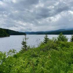 Lacul Oasa, immerhin über 440 ha groß