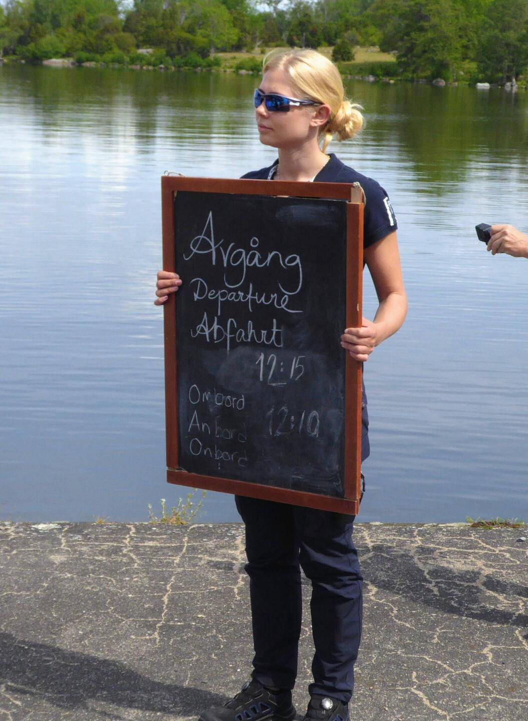 Landgang in Birka. Aber um 12:15 Uhr zurück sein!