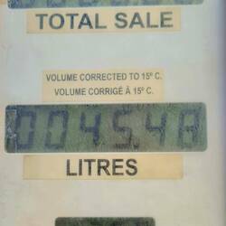 $ 1.759 = € 1.13😂