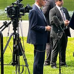 So nah am Kanzler dran war noch keiner von uns.