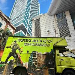 On se laisse porter par nos pas et nos yeux ne se lassent pas de tout regarder