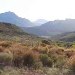 Vom Stellplatz in den Bergen gibt es eine tolle Aussicht ins Tal...