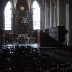 Die Kirche in Riddarholm ist ein düsterer Ort mit vielen Gräbern