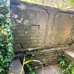 when to use a grave stone as a stile