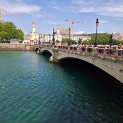 THE MARÍA CRISTINA BRIDGE