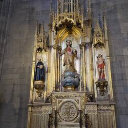 San Sebastian on right, killed with arrows