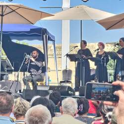 Armenia's Naghash Ensemble: 3 classical lyrical singers, accompanied on duduk, oud, dohol, and piano