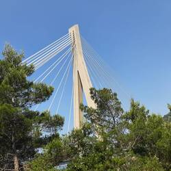 Nieuwe brug (2022). Verbindt enclave Dubrovnik met rest Kroatie