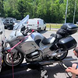 das war's fürs erste .. Kardan verliert Öl.. also warten auf die Werkstatt am Montag 👻👻👻😝😝