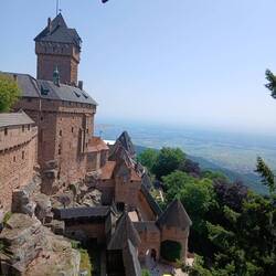 Langsam sind es genug Burgbilder