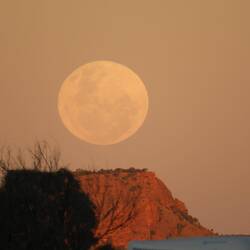 Full moon rising over Kings Canyon