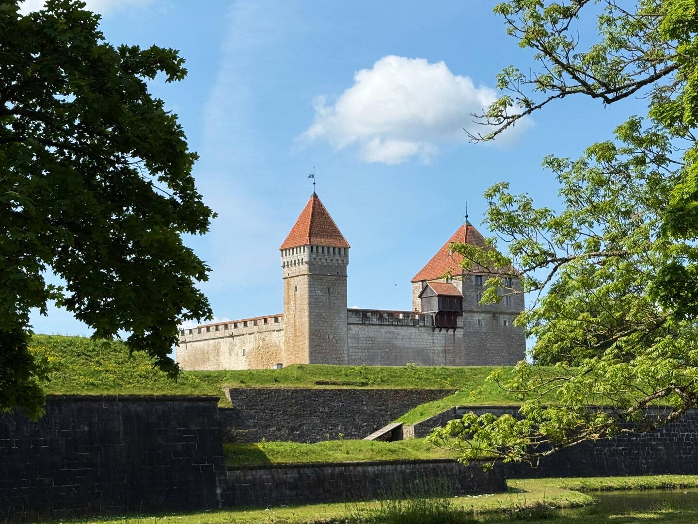Die Arensburg