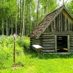 Wanderung mit Märchentafeln