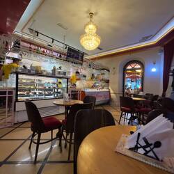 Patisserie/Gelateria/Café Flo