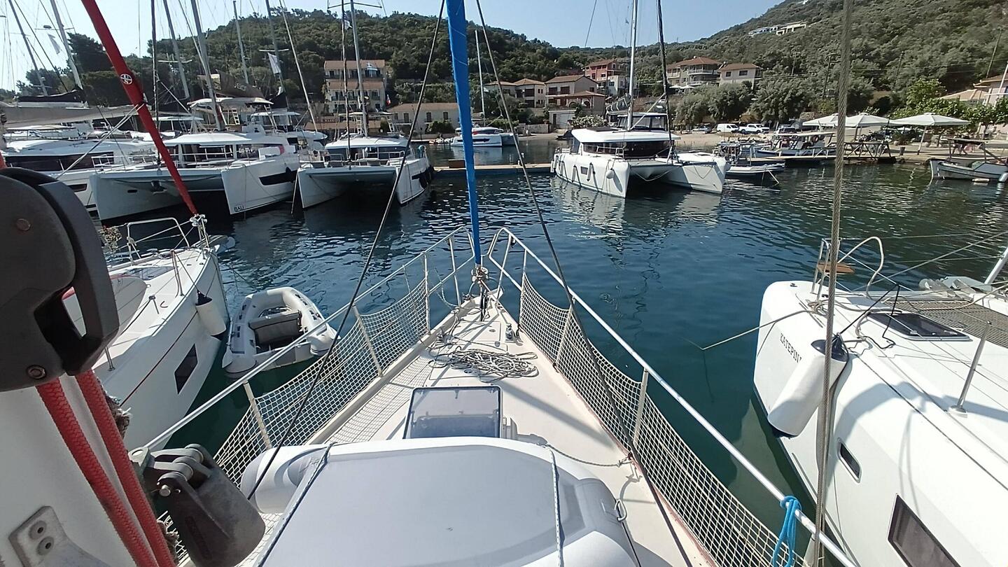 Uiuiui😏. Als Langkieler ist ⛵☀️ SUNSHINE nicht sehr drehfreudig. Wie kommen wir da raus?