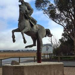Sculpture that capture the photo of Curios bucking