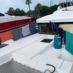 Wir leben auf dem Werftgelände..