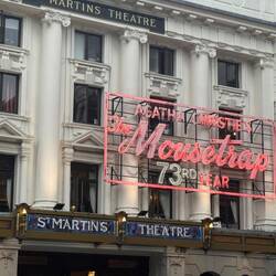 What if you ushered for 73 years for the SAME SHOW (Lee)?