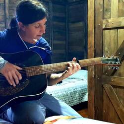 On a rainy day on the Panamerican highway; Mirador de los Quetzales Hotel.