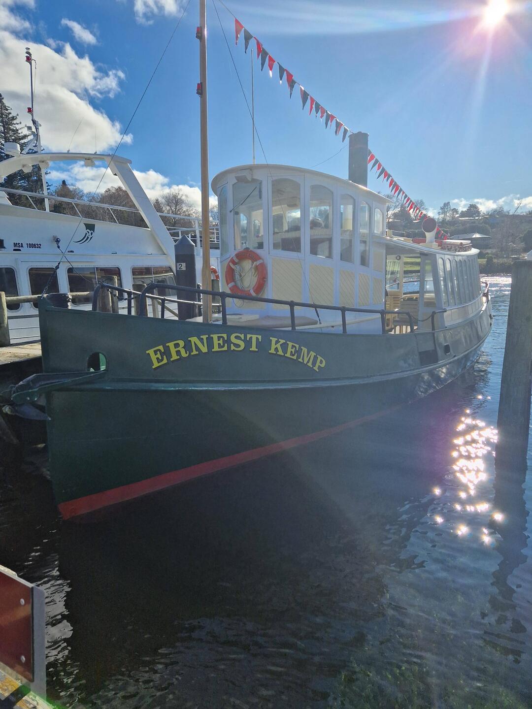 The diesel power boat for today's cruise