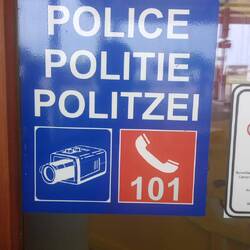 Hier ist Deutsch halt nur 3. Amtssprache