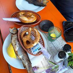 Steckerlfisch mit Brezn - lecker 😋