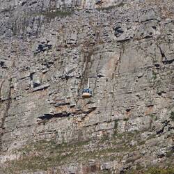 Mir der Gondel geht es direkt hoch zum Tafelberg