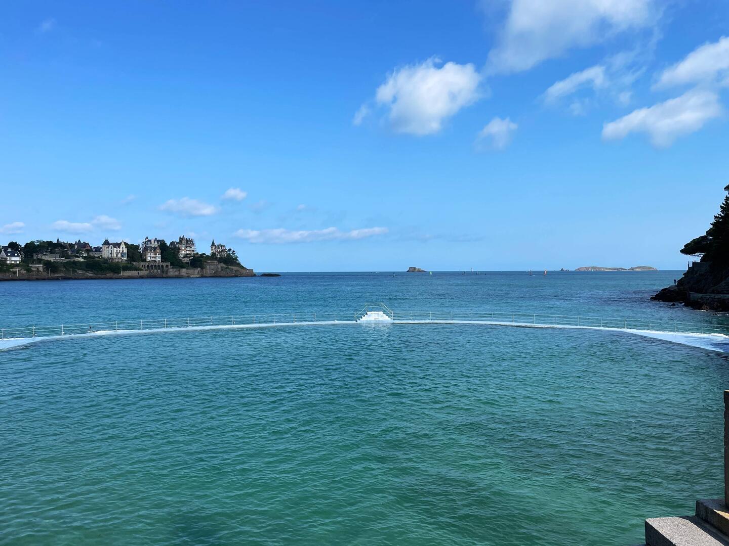 Dinard - Badeanstalt bei Flut