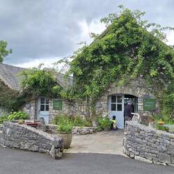 Perfumery and coffee stop