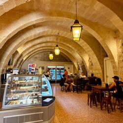 Beste Verwendung für eine Kirche - ein kleiner Kiosk 😬