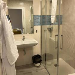 Nice bathroom and surprise..there's a Spa!