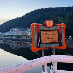 Emser Kurhaus von einer der fünf Emser Brücken