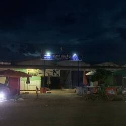 Rovieng Market at about 7 pm